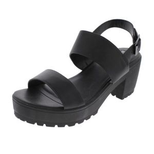 NEW STEVE MADDEN “GELATO” BLACK PLATFORM SANDALS
